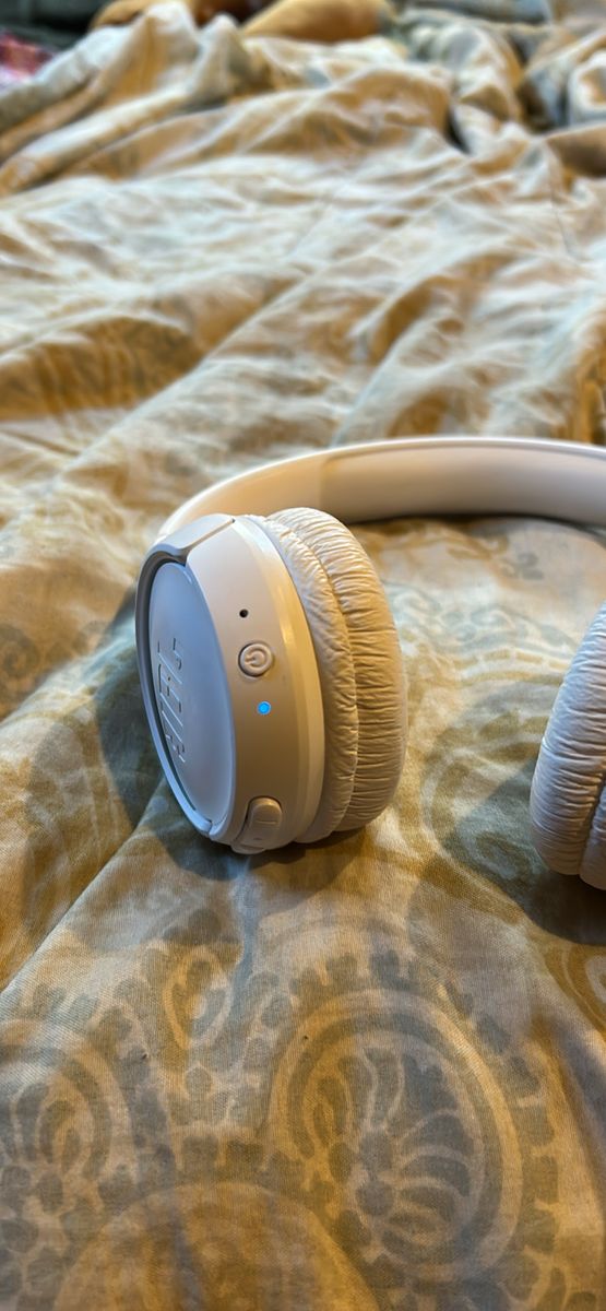 Jbl headphones