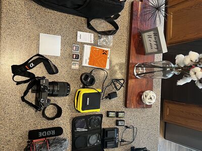 Sony A6400 Full Bundle