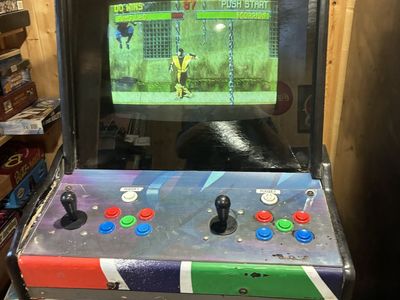 Original 1993 Mortal Kombat II Arcade Machine (Full-Size Cabinet)