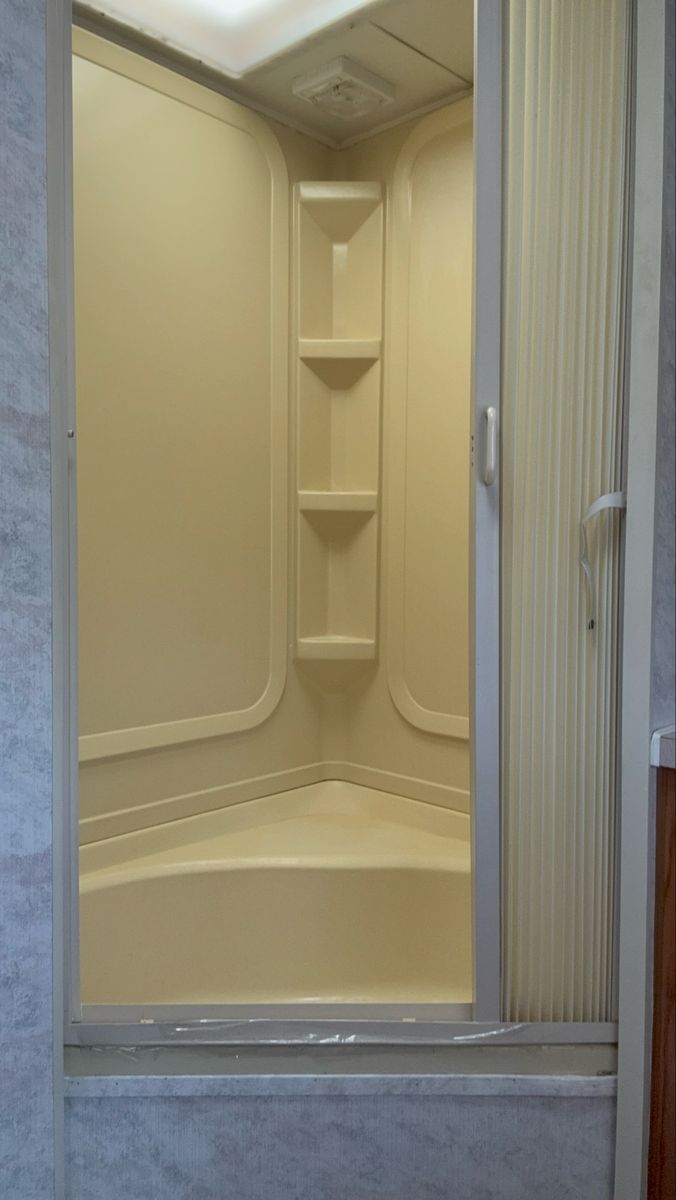 Main image 9