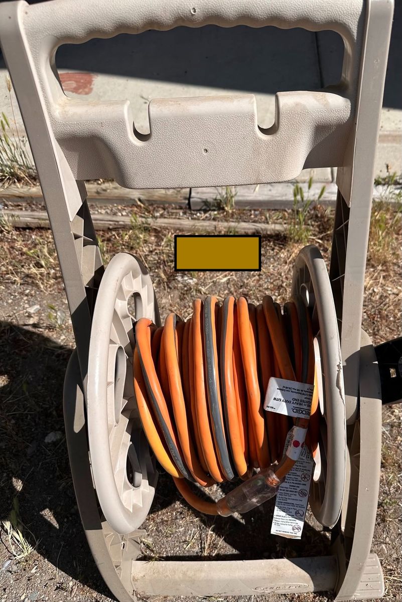 100' Heavy-Duty 10 Gauge Extension Cord on Reel