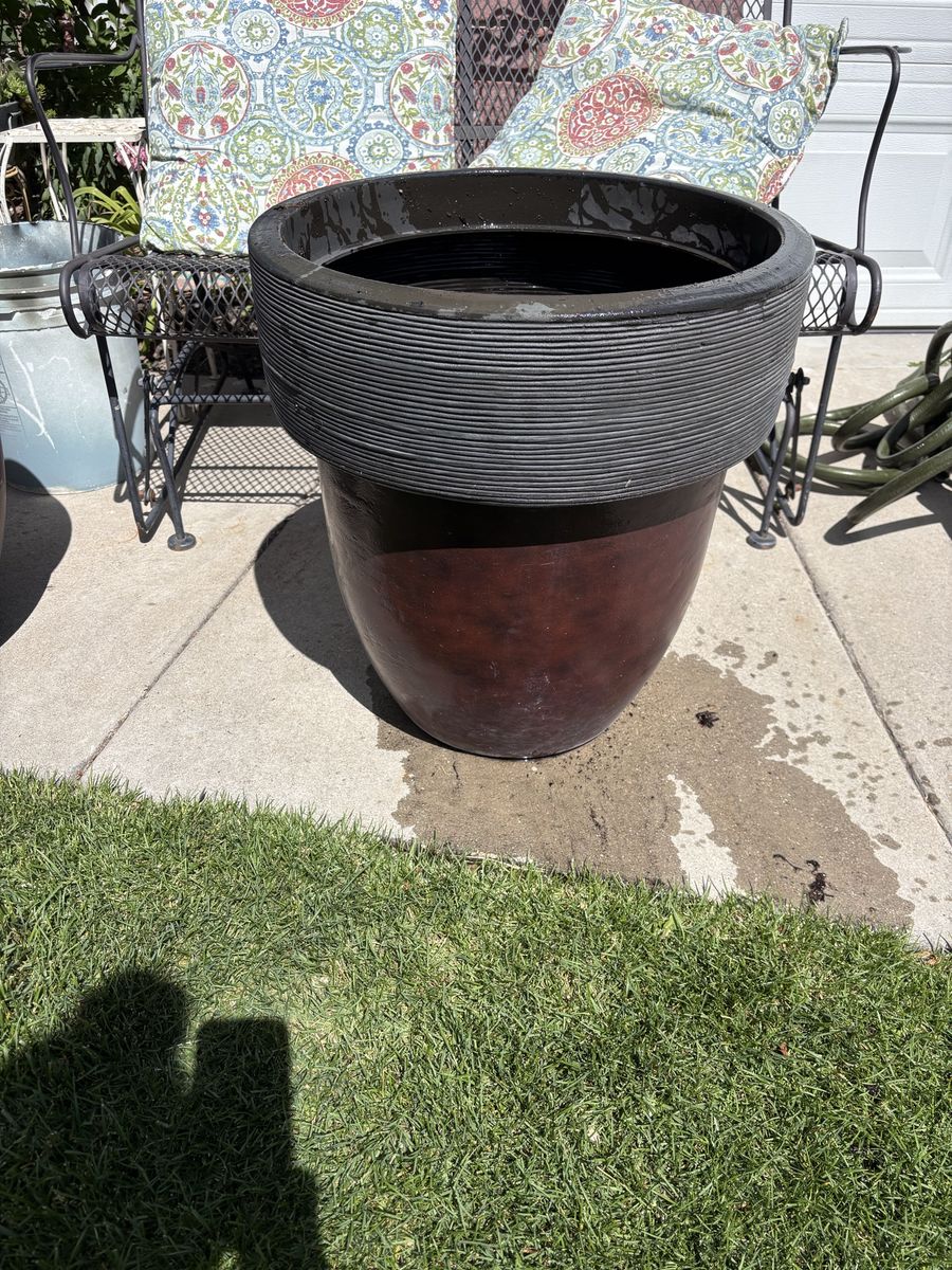 Very Large Planter Pot 19x22.