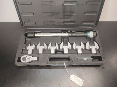 JB Industries TRQ1080 Torque Wrench Kit