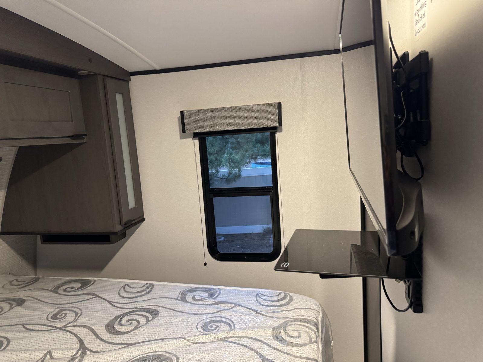 Main image 23