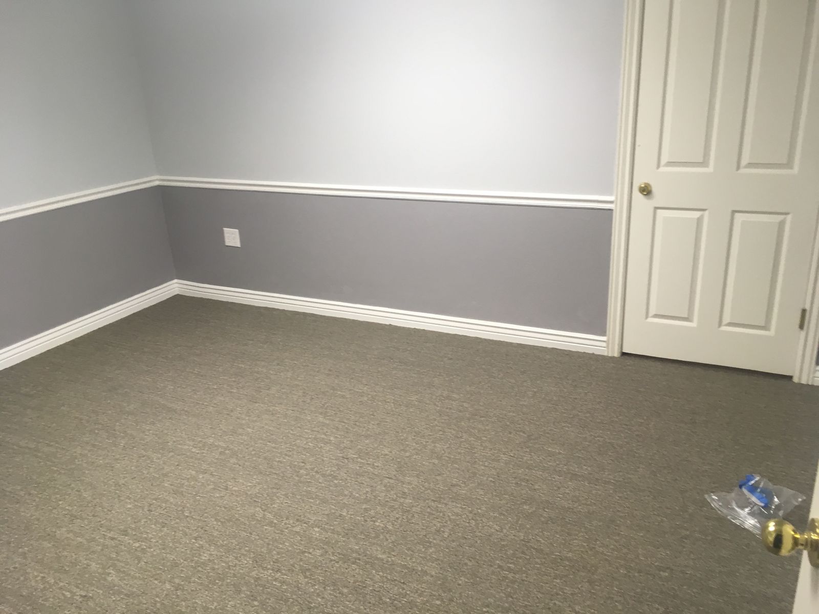 Main image 11