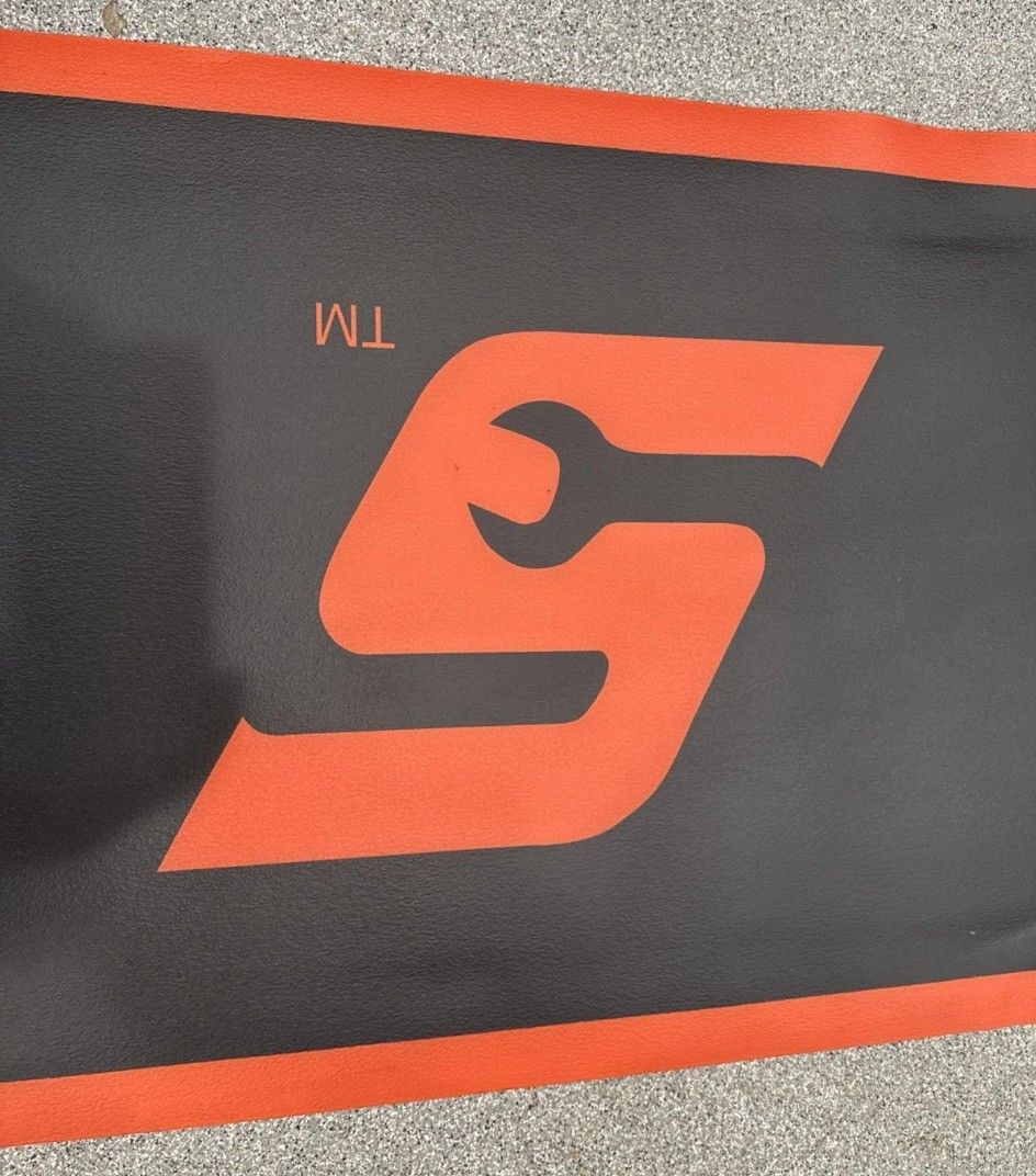 Main image 4
