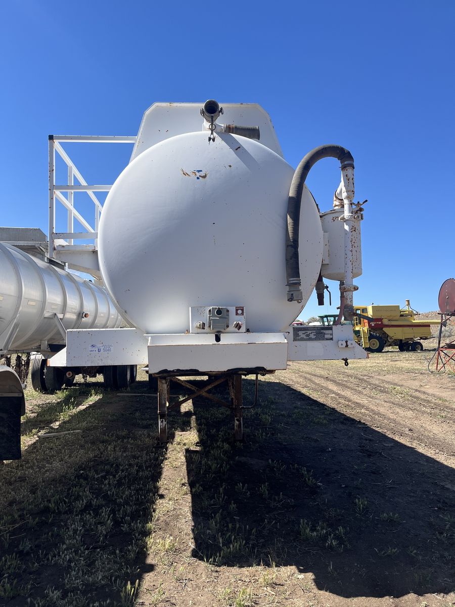 2006 Enterprise Vacuum Trailer.  160BBL/6600 Gallon Steel Tank.