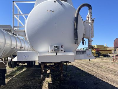 2006 Enterprise Vacuum Trailer. 160BBL/6600 Gallon Steel Tank.