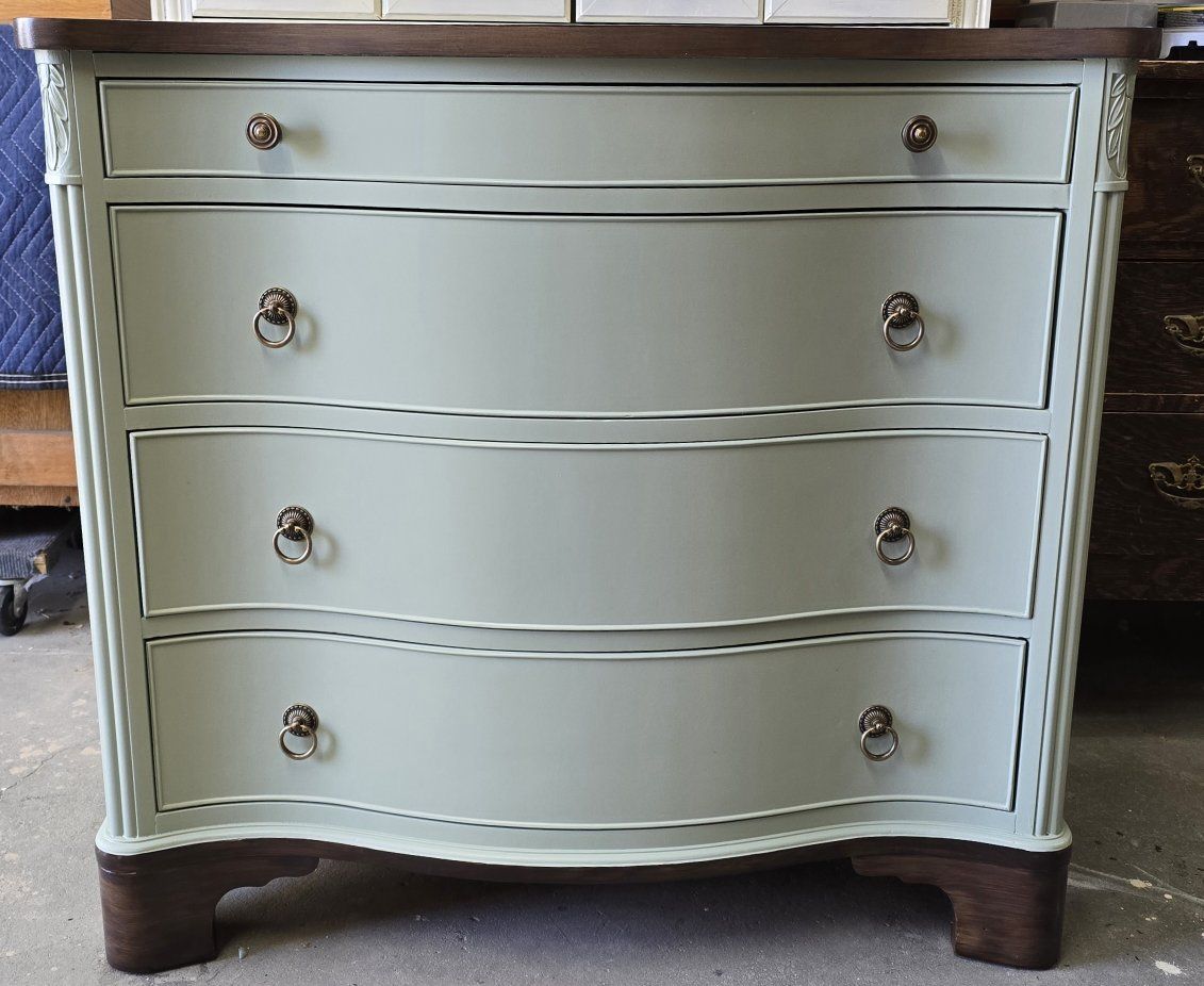 Main image 13
