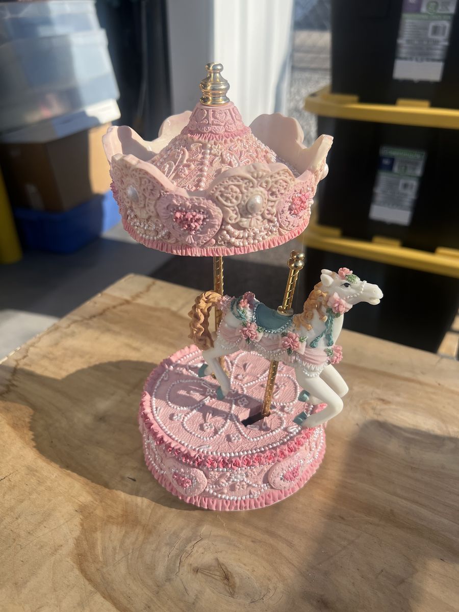 Classical Treasures Musical Animated Pink Carousel