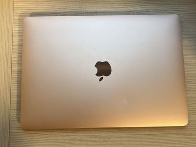 2019 Apple MacBook Air 13.3" i5 1.6GHz 8GB RAM 128GB SSD Rose Gold A1932