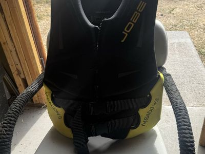 Jobe USCG Approved Life Vest PFD Adult Large 40"-44" Black Yellow