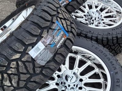 New FITTIPALDI chrome rims 20x10, 8x180 and new Sailun TerraMax tires 33/12.50/20.