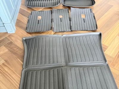 Velvresse TPE Car Mats for Tesla Model Y Juniper 9PCS