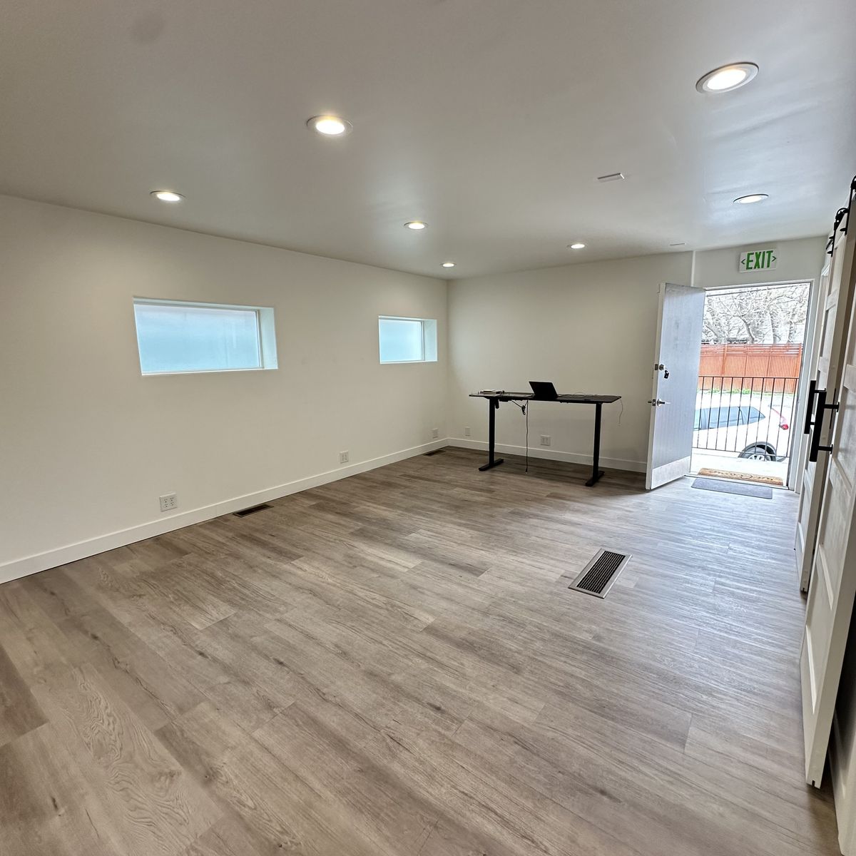 Office space avaialbe