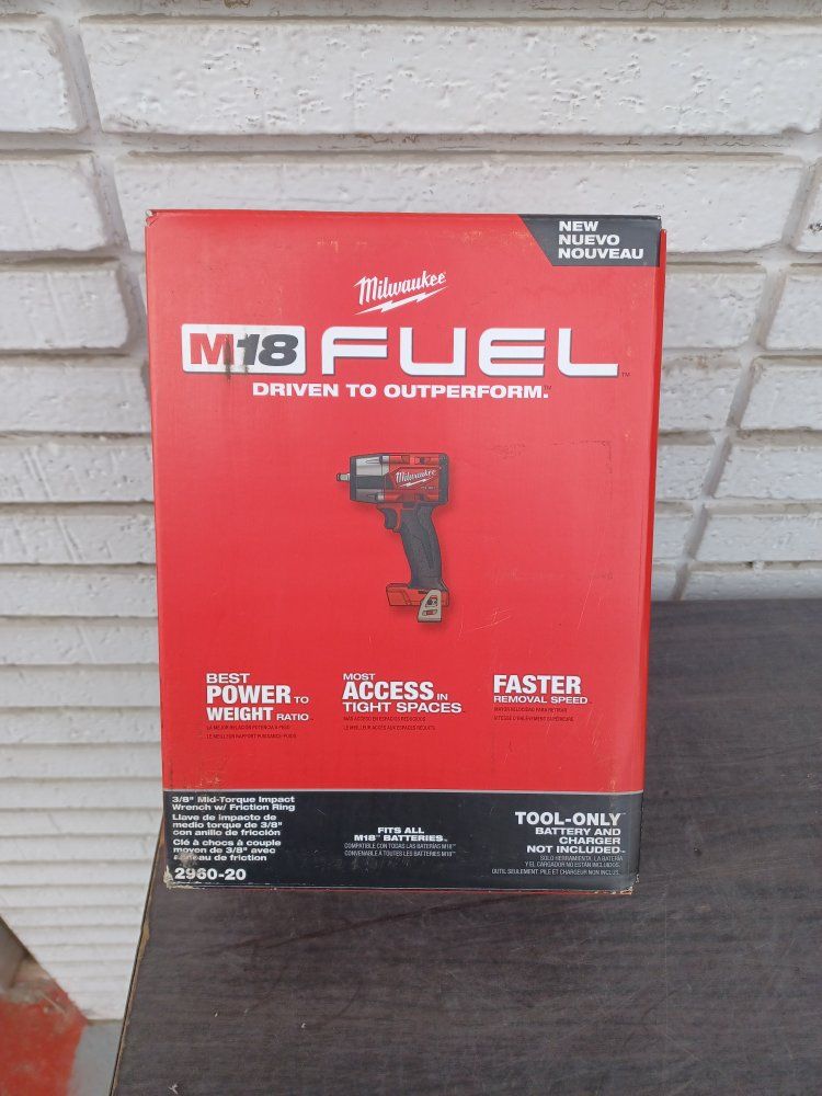 Milwaukee M18 FUEL 2960-20 3/8" Mid-Torque Impact Wrench w/ Friction Ring (Tool-Only)