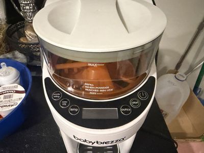Baby Brezza Formula Pro Advanced Formula Dispenser Machine