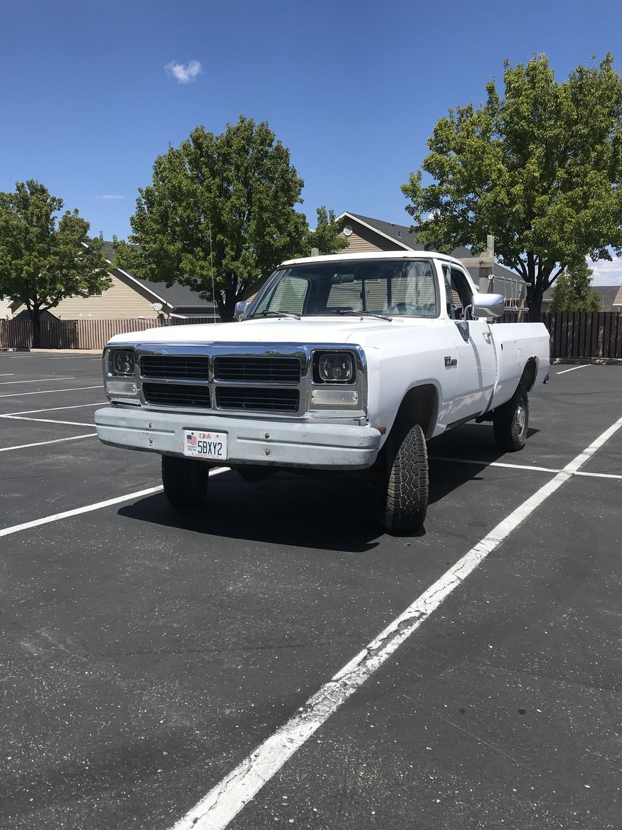 1991 DODGE RAM 150 LE