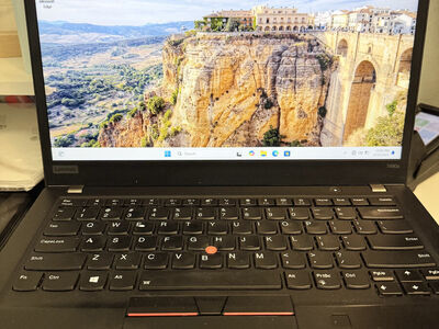 Lenovo T490s w/warranty