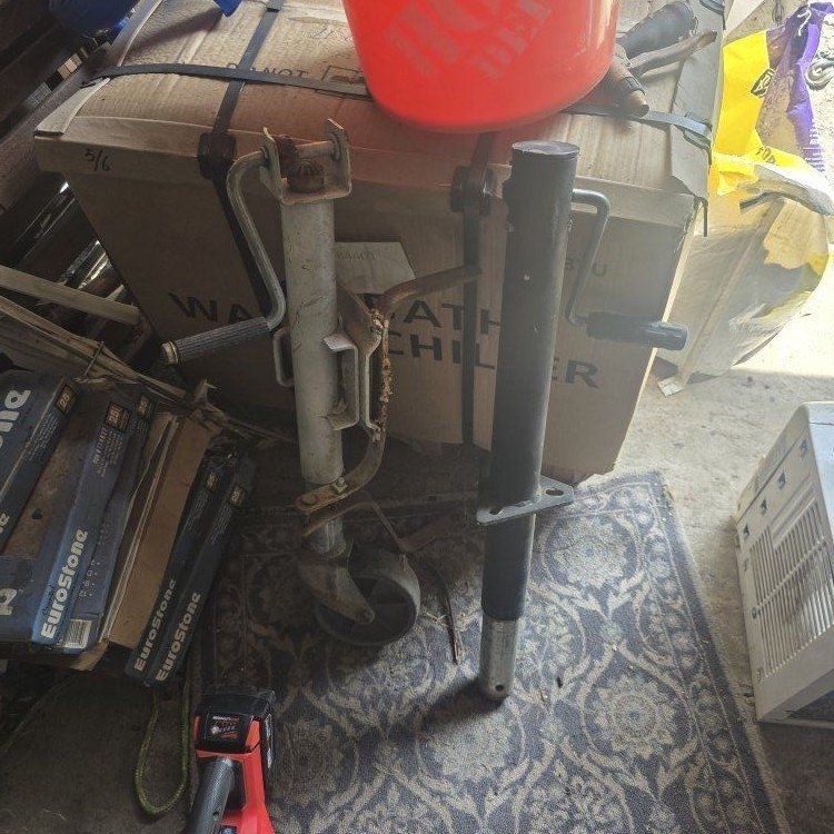 trailer tongue jack