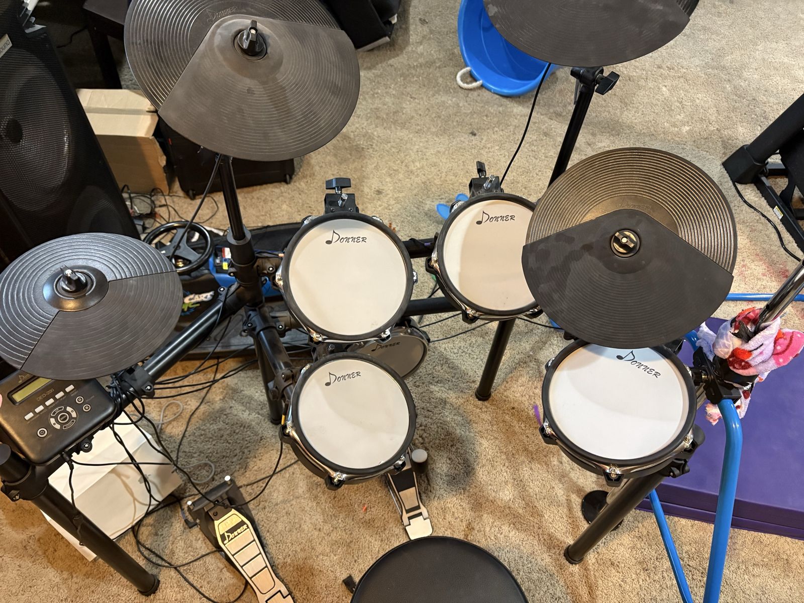 Donner electronic drum set with 3-cymbals