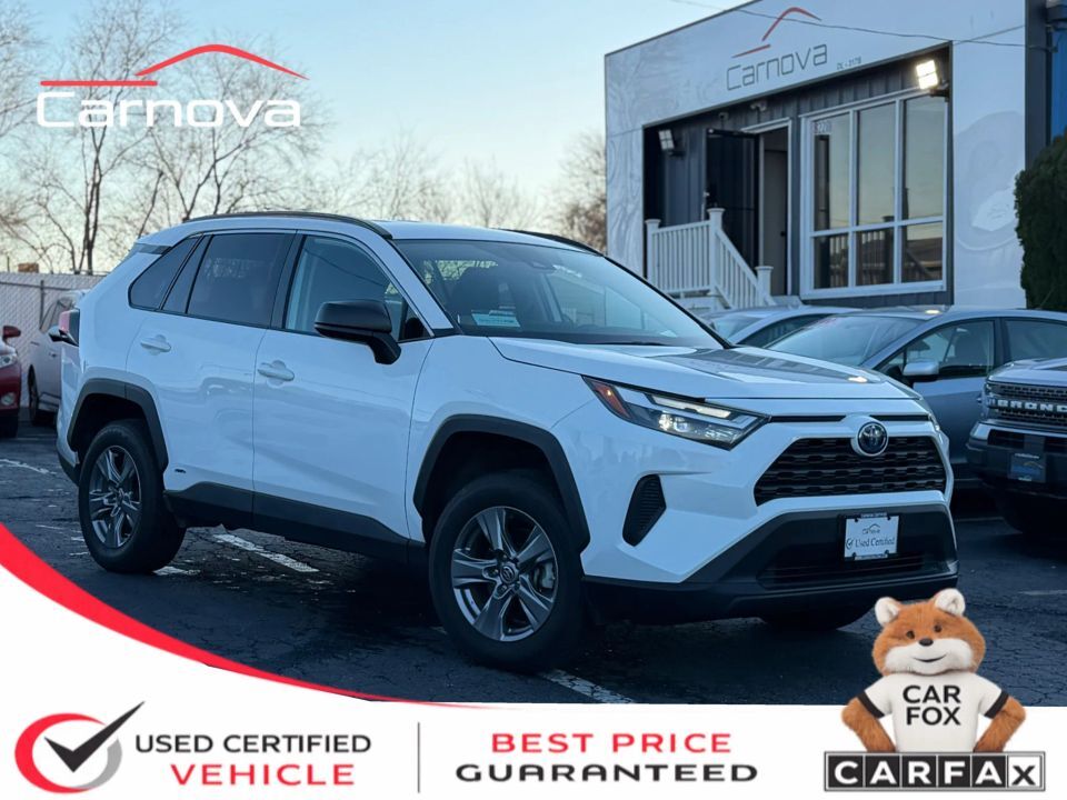 2024 Toyota RAV4 LE