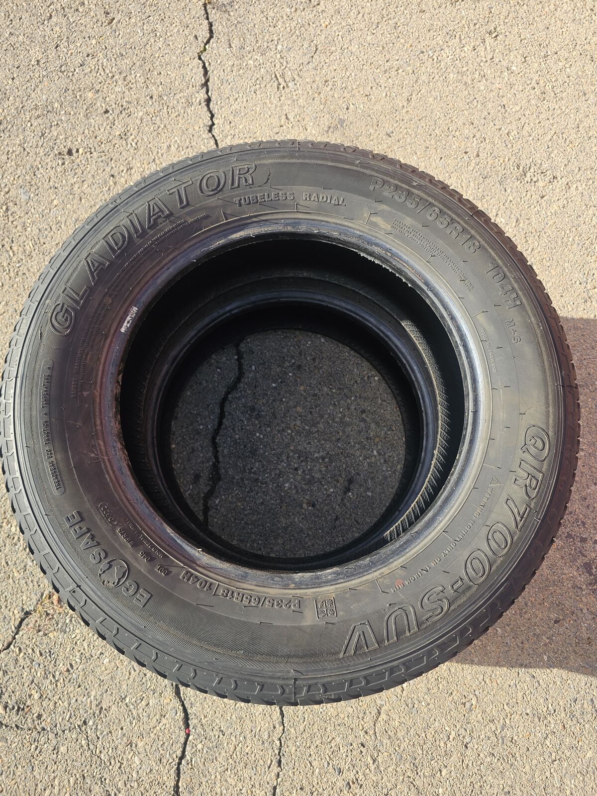 P235/65R18 Gladiator QR700-SUV Tires