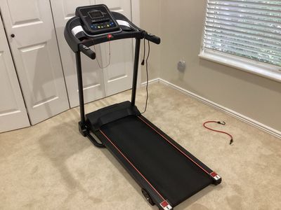 Folding Home Treadmill with Digital Display - Compact & Portable for Easy Storage