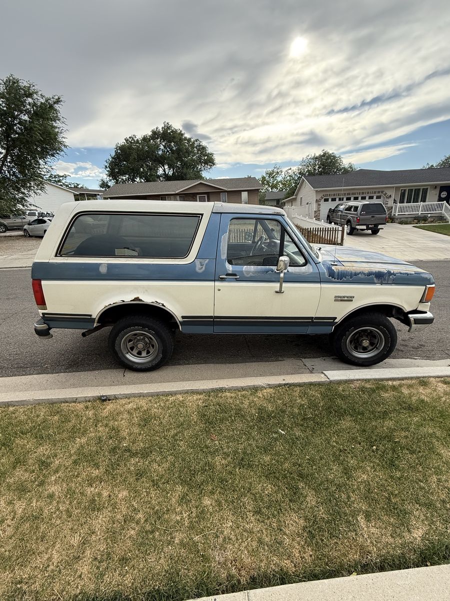 1988 Ford Bronco XLT
