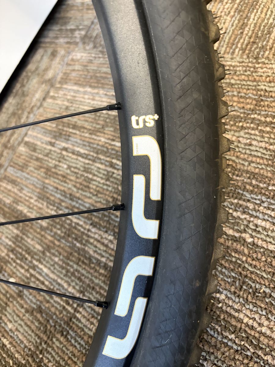 Ethirteen 27.5 Carbon rim