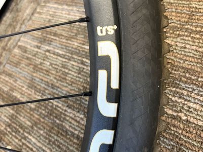 Ethirteen 27.5 Carbon rim