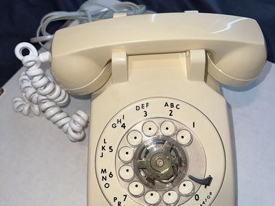 ITT Rotary Dial phone 1979