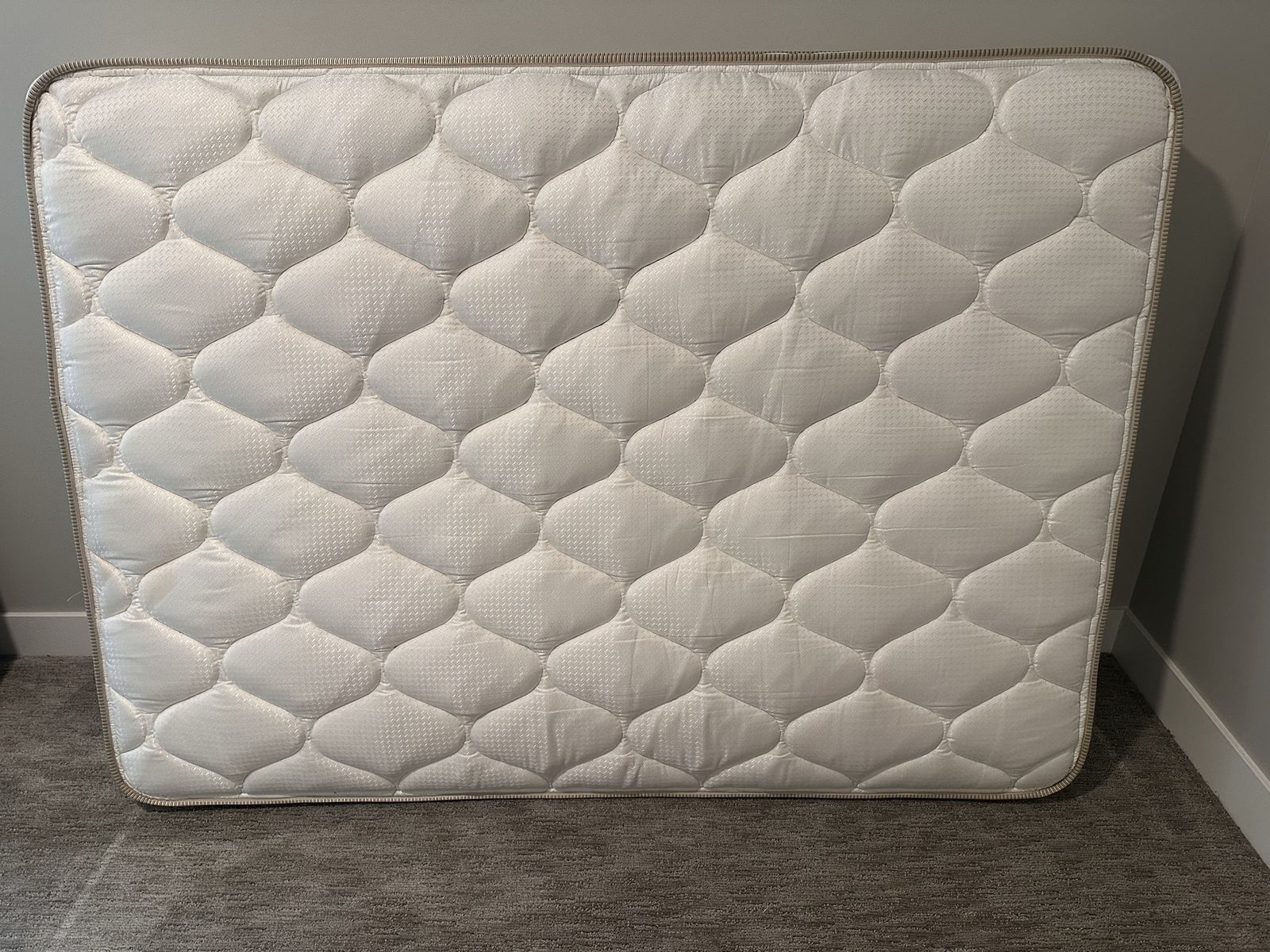 Full sized mattress