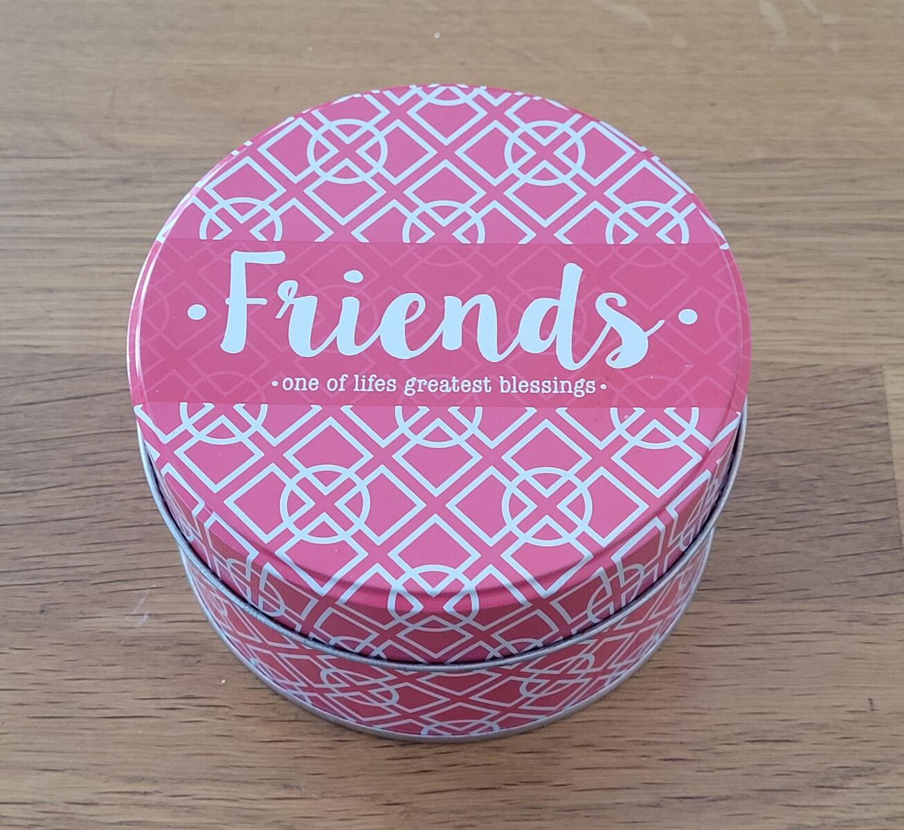 Friends Raspberry Scented Candle