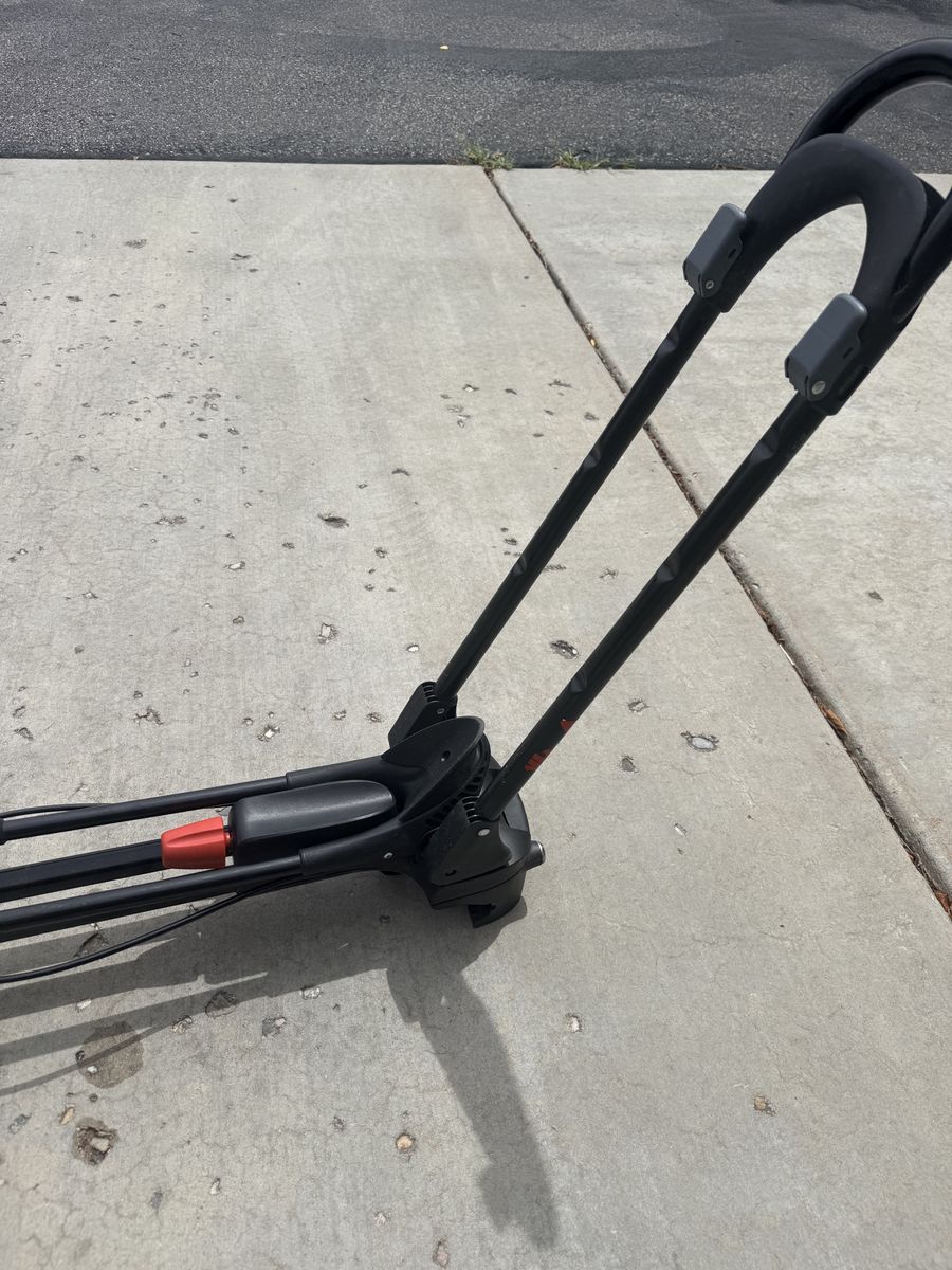 Yakima Front Loader. 