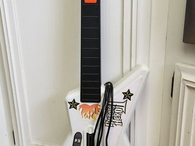 Guitar Hero Xplorer Red Octane WIRED Xbox 360 No USB Breakaway Cable
