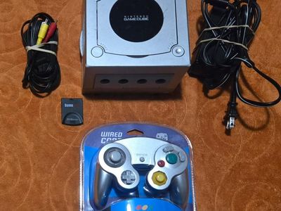 Nintendo Gamecube with 1 controller! Trades considered!