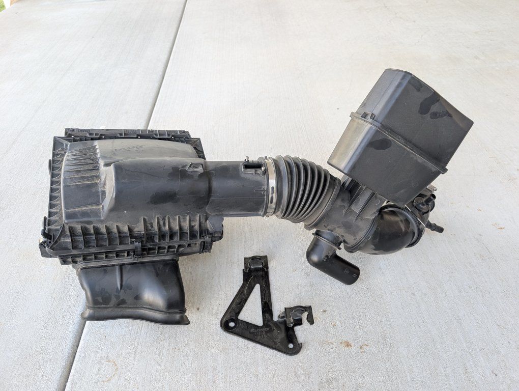 2023 OEM Ford F250 Super Duty Air Intake and Filter