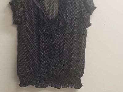 Mynamichelle Black & White Polka Dot Ruffle Blouse Size XL