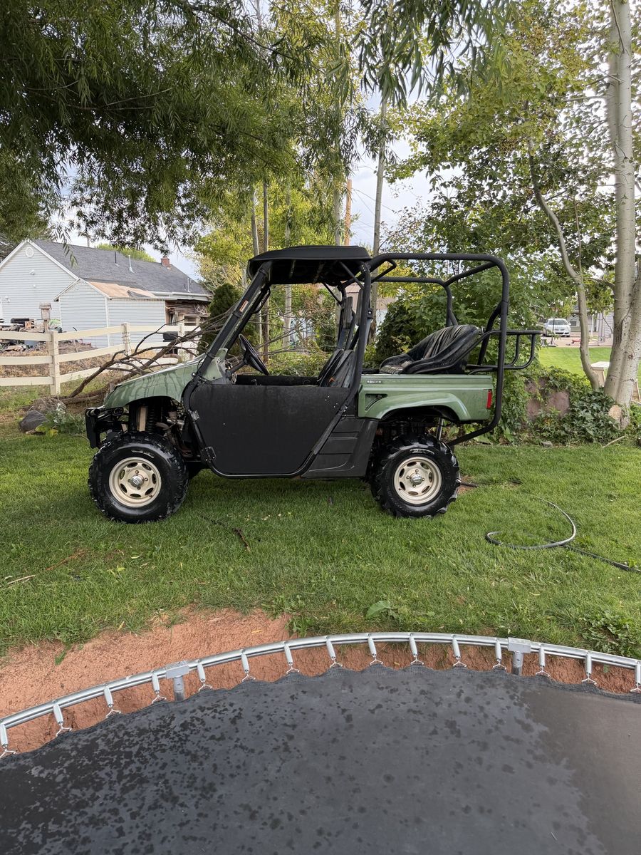 Yamaha Rhino UTV 4x4 Side-by-Side - Olive Green with Roof, Windshield & Rear Bench