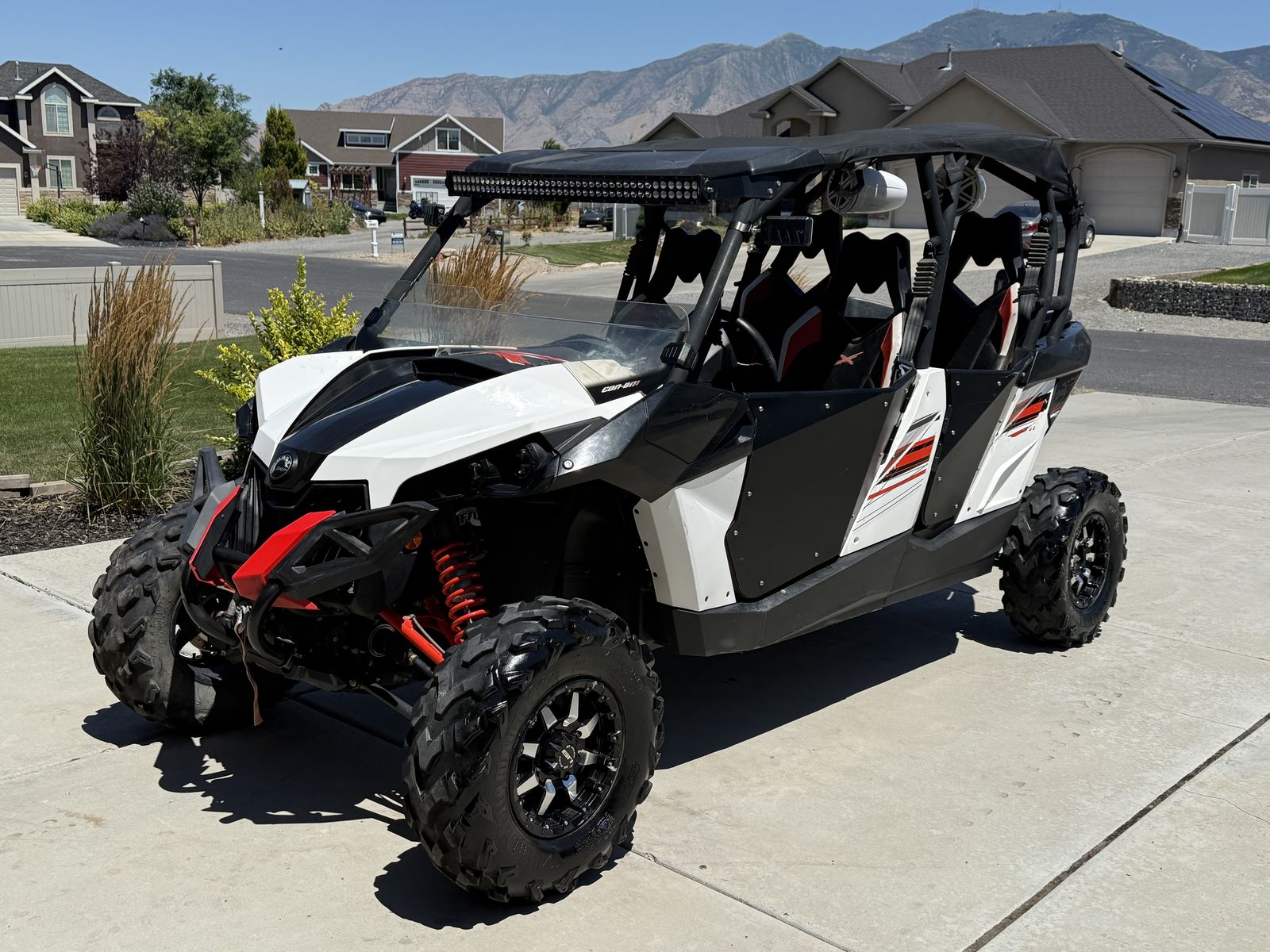 2014 Can-Am Maverick Max 1,000R