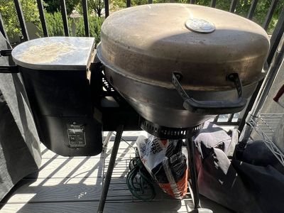 Reqtec wood pellet grill