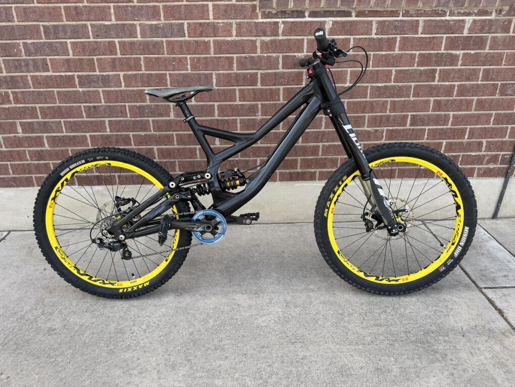 2012 Specialized Demo 8 Downhill