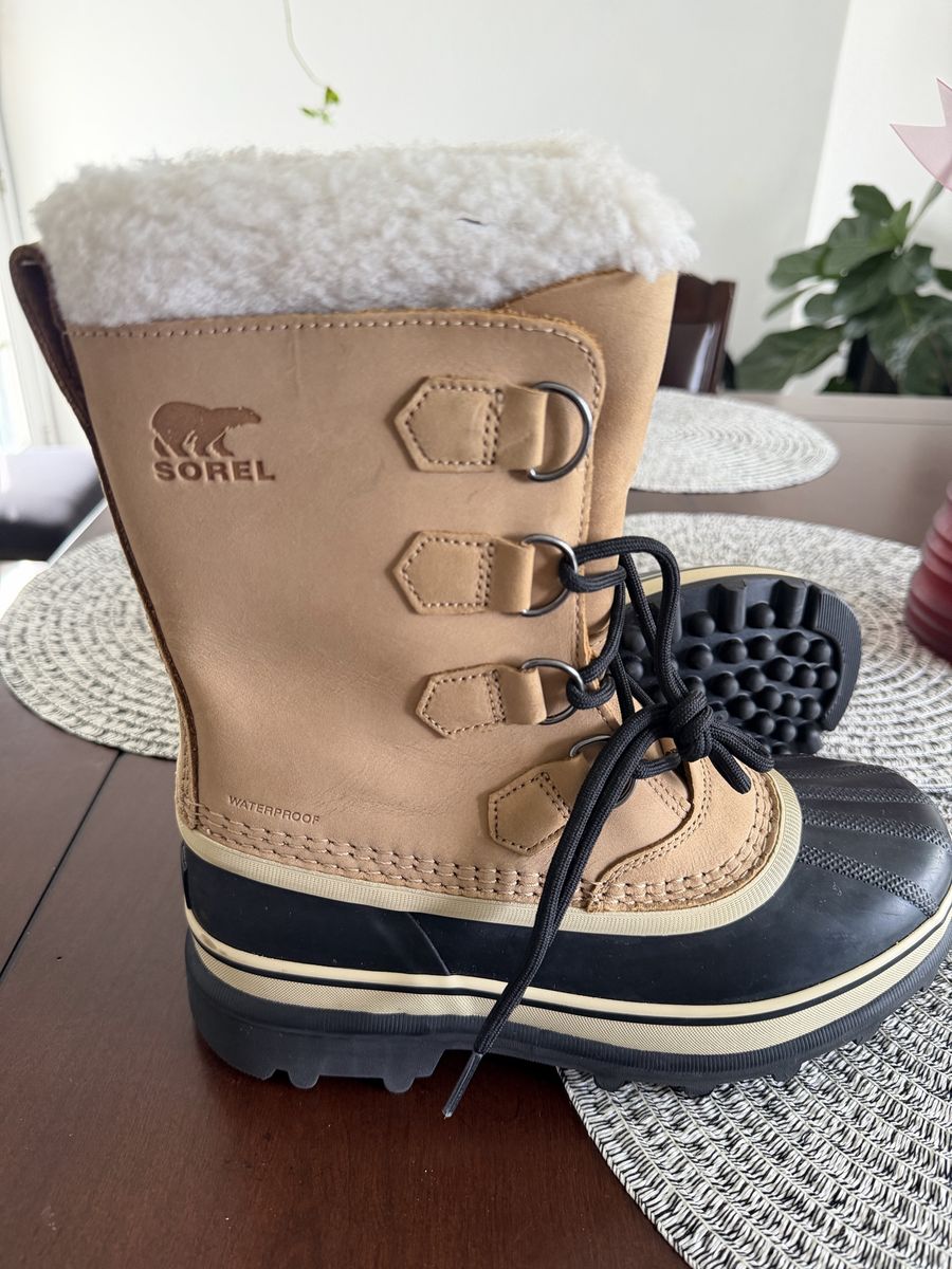 Caribou Winter Boots - Women's