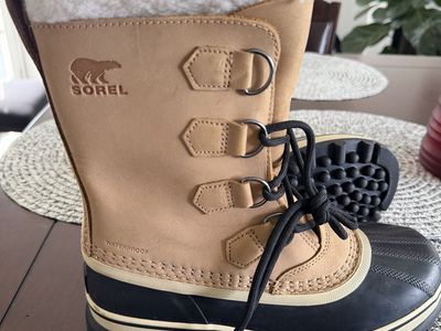 Caribou Winter Boots - Women's