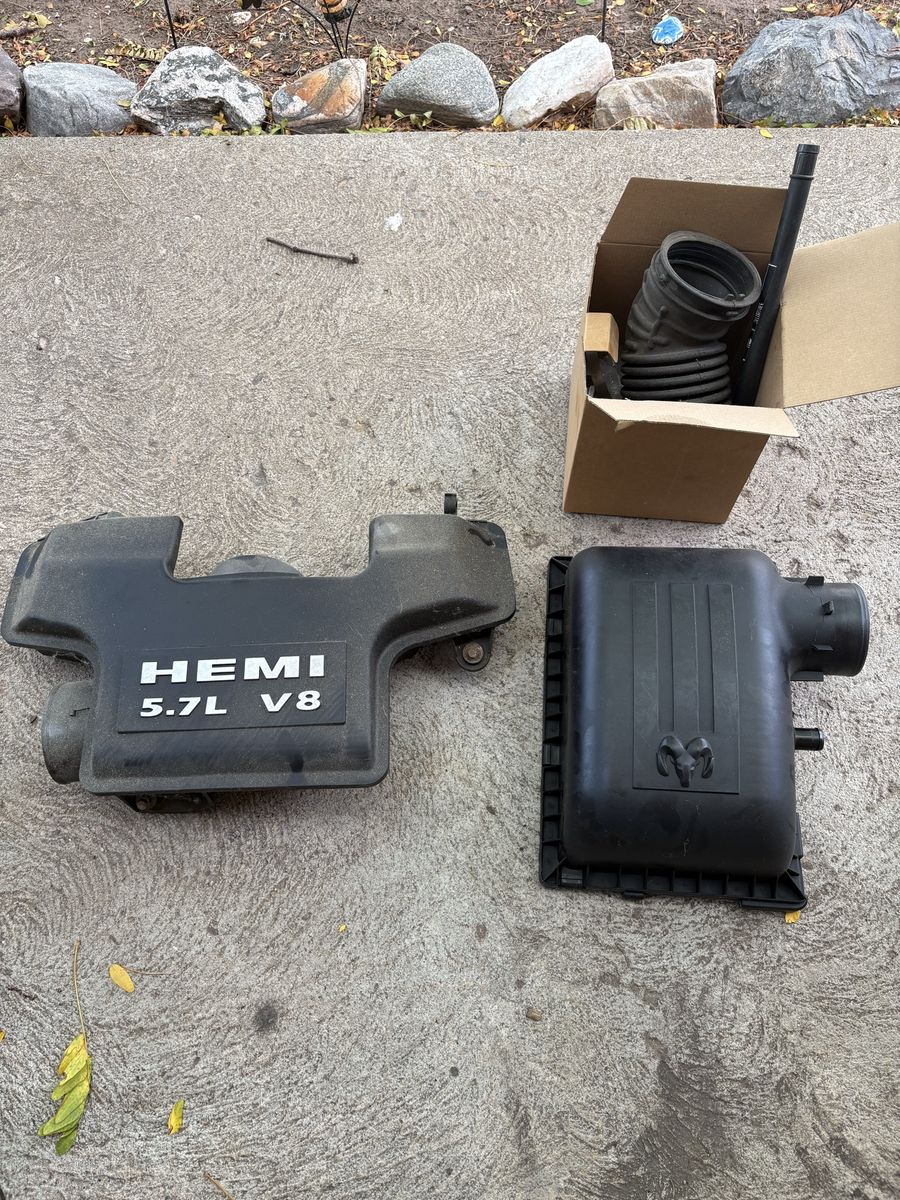 Factory air intake from 2008 dodge ram 1500 5.7l