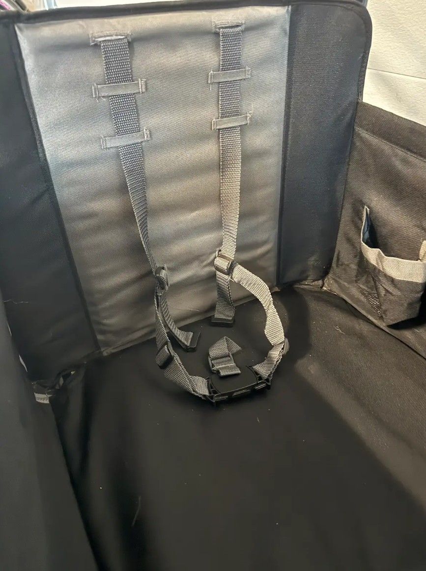 Main image 4