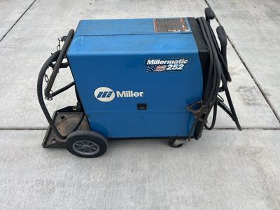Miller 252 Welder