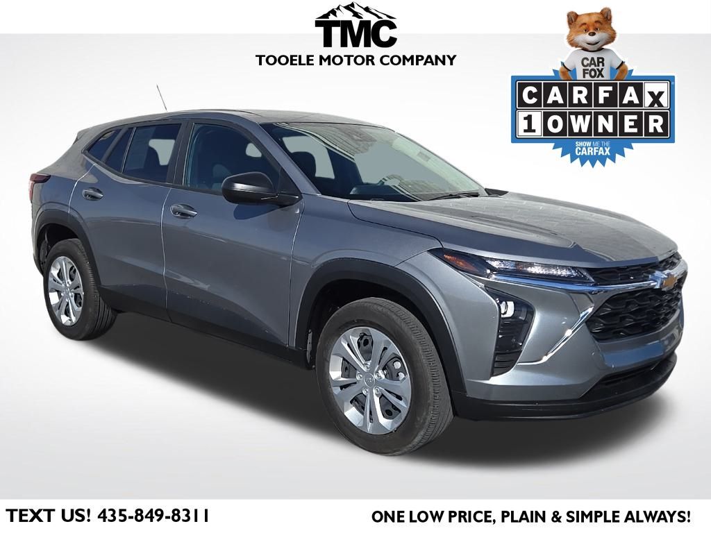 2025 Chevrolet Trax LS