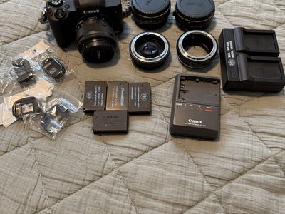 Canon EOS M50 Mirrorless Digital Camera with 15-45mm Lens & Accessories Bundle